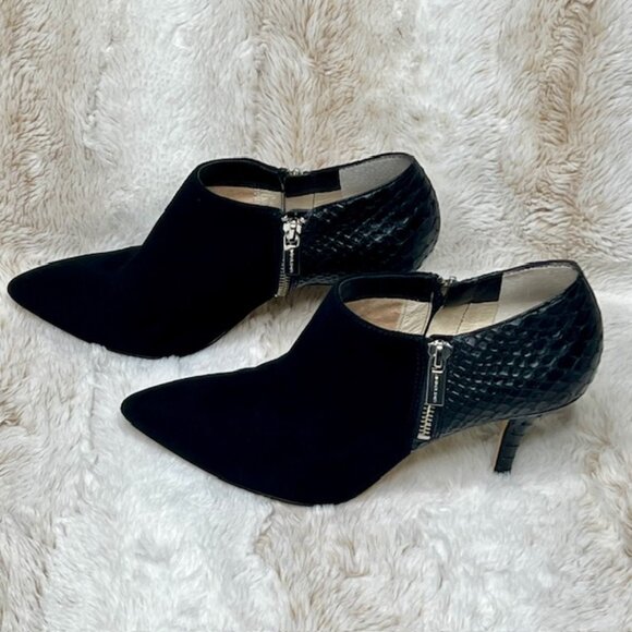 MICHAEL KORS “Clara” Black Suede & Snakeskin Ankle Bootie – Size 9M - Picture 3 of 10